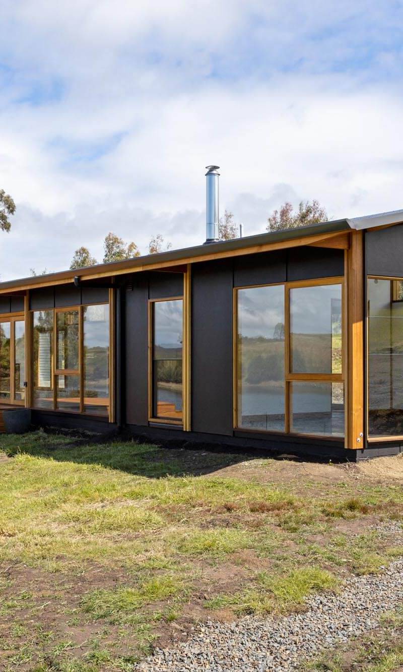 Carlton River House