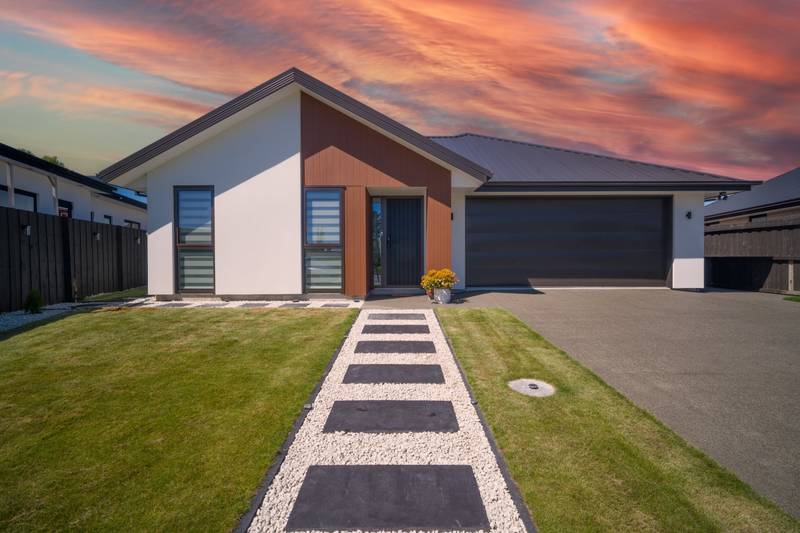 Halswell Modern Four Bedroom Residence