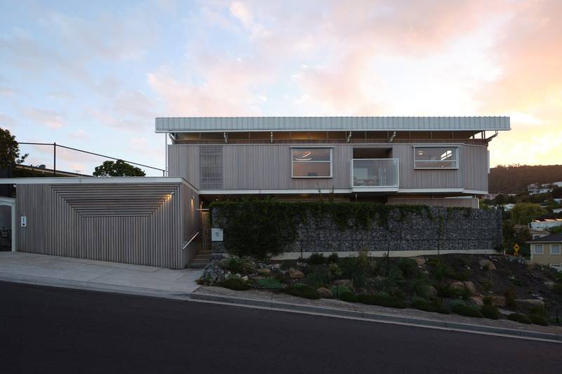Wattlebird House：一座代際共居的可持續住宅