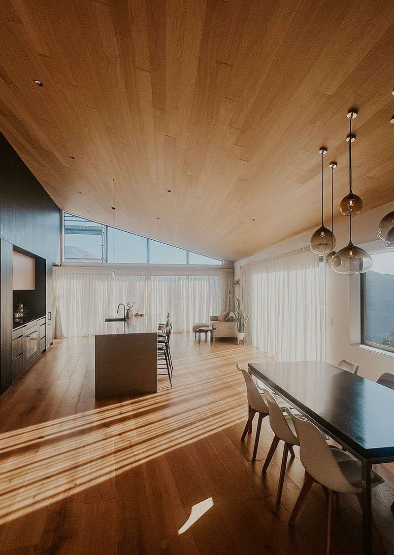 Spur Ridge Family Residence