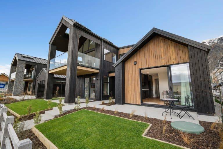 Jack's Point Two-Storey New Home with Separate Unit