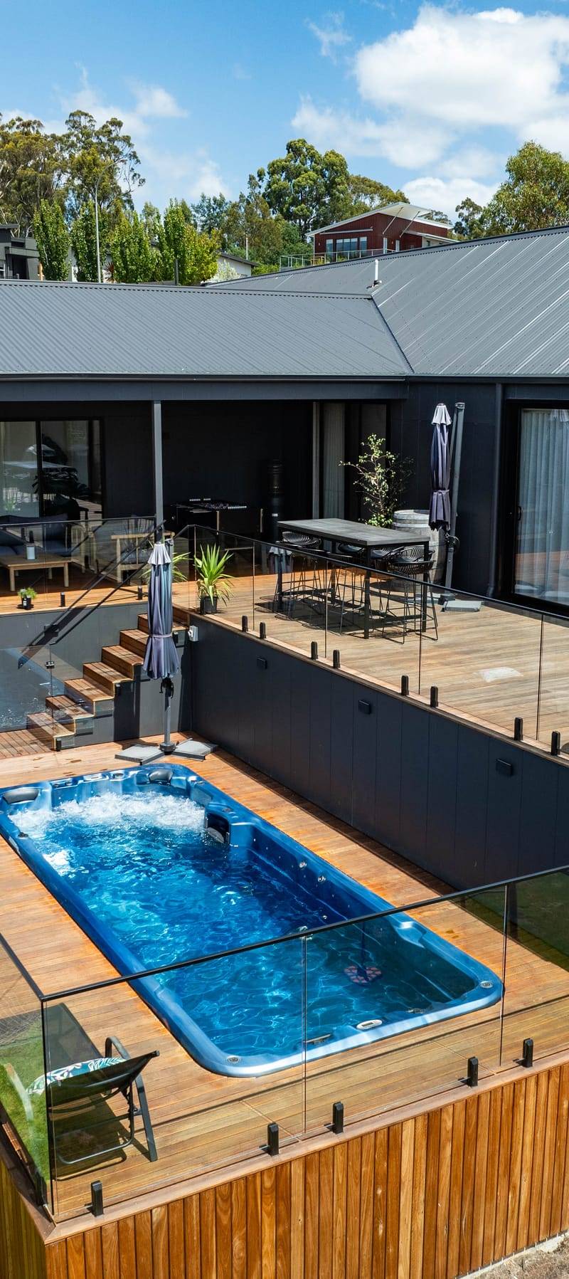 The Bevel: Launceston Hillside Residence