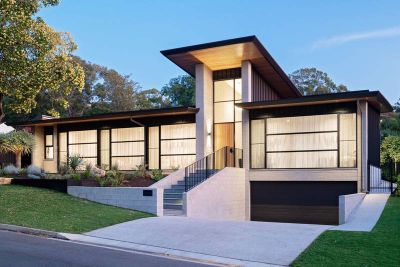 Wattle Park 中世紀風格現代住宅
