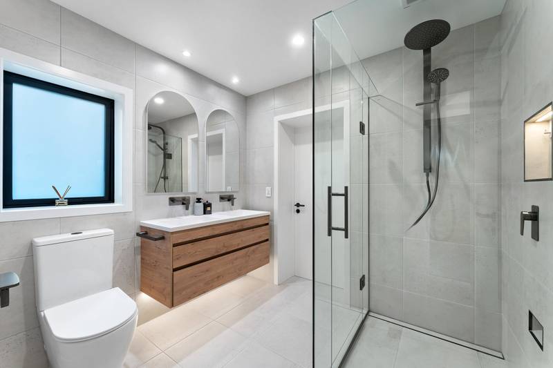 Shelly Park Full House Renovation, Expanded from a Bathroom to Whole Home Makeover