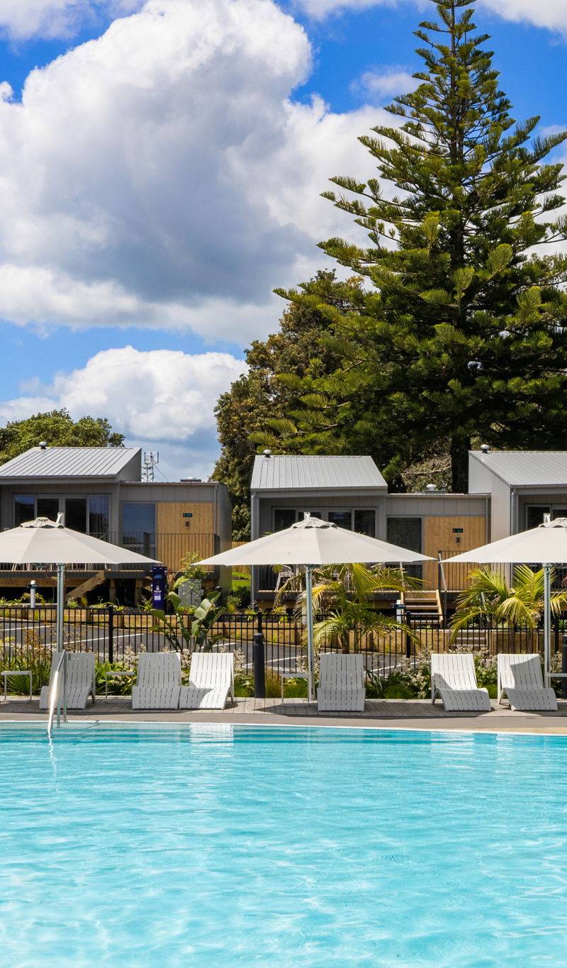 Tasman Tourism 泳池边住宿单元