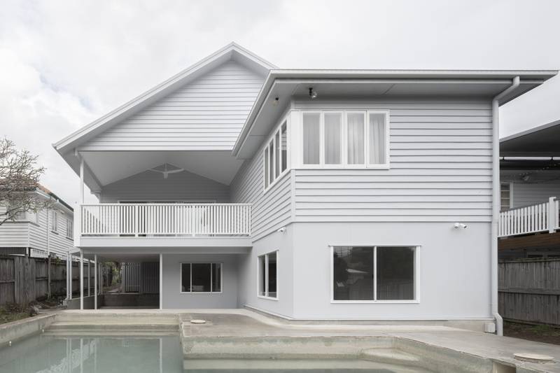 Wavell Heights Thêm Tầng Dưới và Mở Rộng Phía Sau