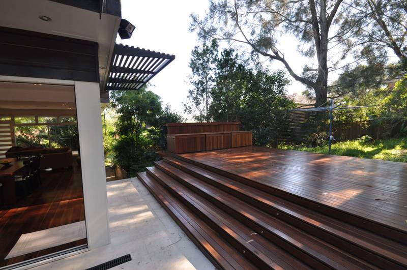 مشروع تجديد شامل وإضافة في Gladesville