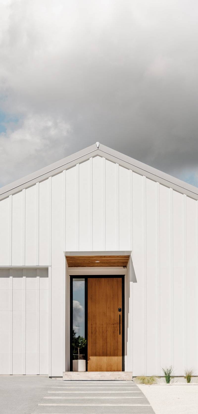 The Original Barn: Warkworth Modern Barn Residence