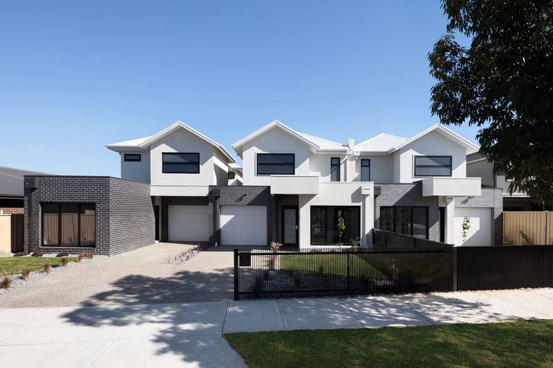 Altona North First Avenue豪華聯排別墅