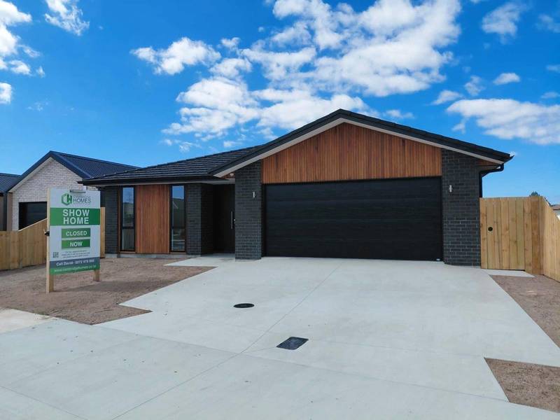 Penrith display home in Clevedon, 180 sqm four bedroom
