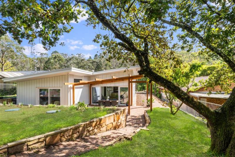 Nhà ở tùy chỉnh phong cách nông thôn Passivhaus Plus tại Leura